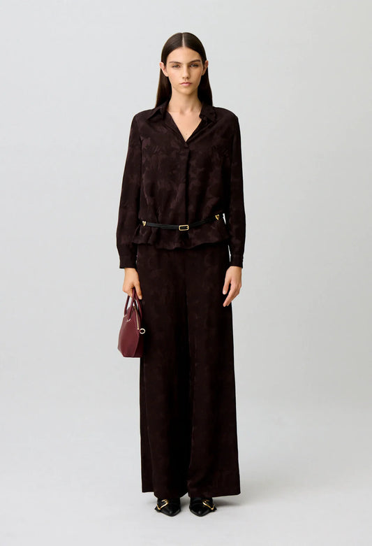 DARK BROWN
