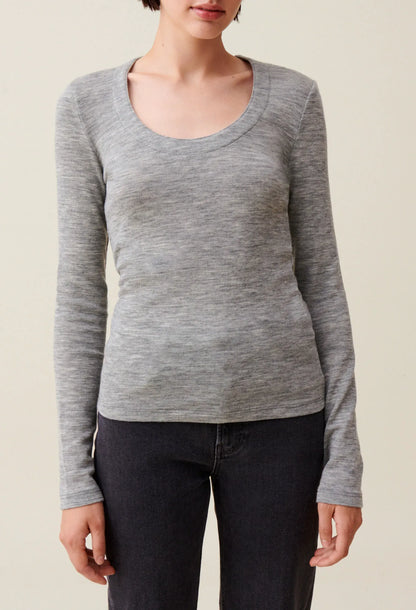 MOTTLED GREY