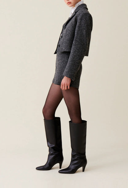 MOTTLED GREY