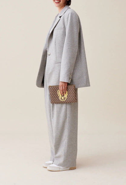 LIGHT GREY