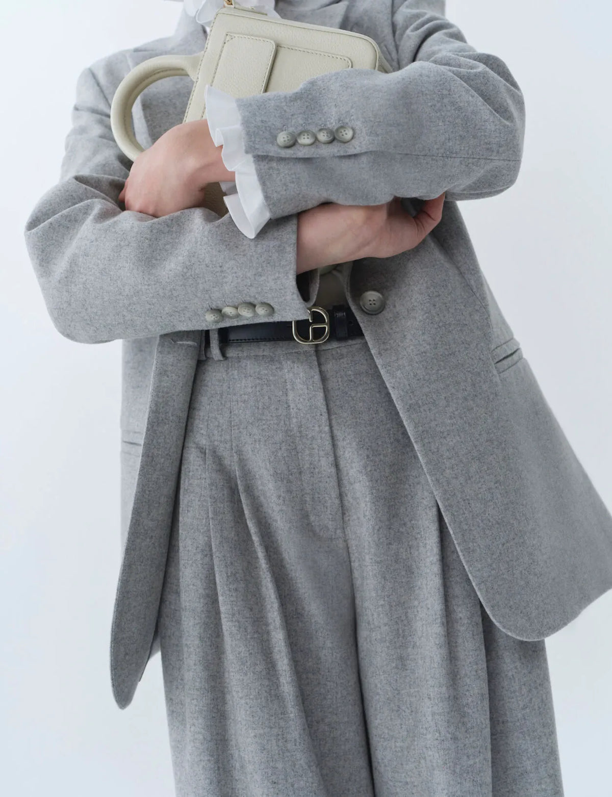 LIGHT GREY