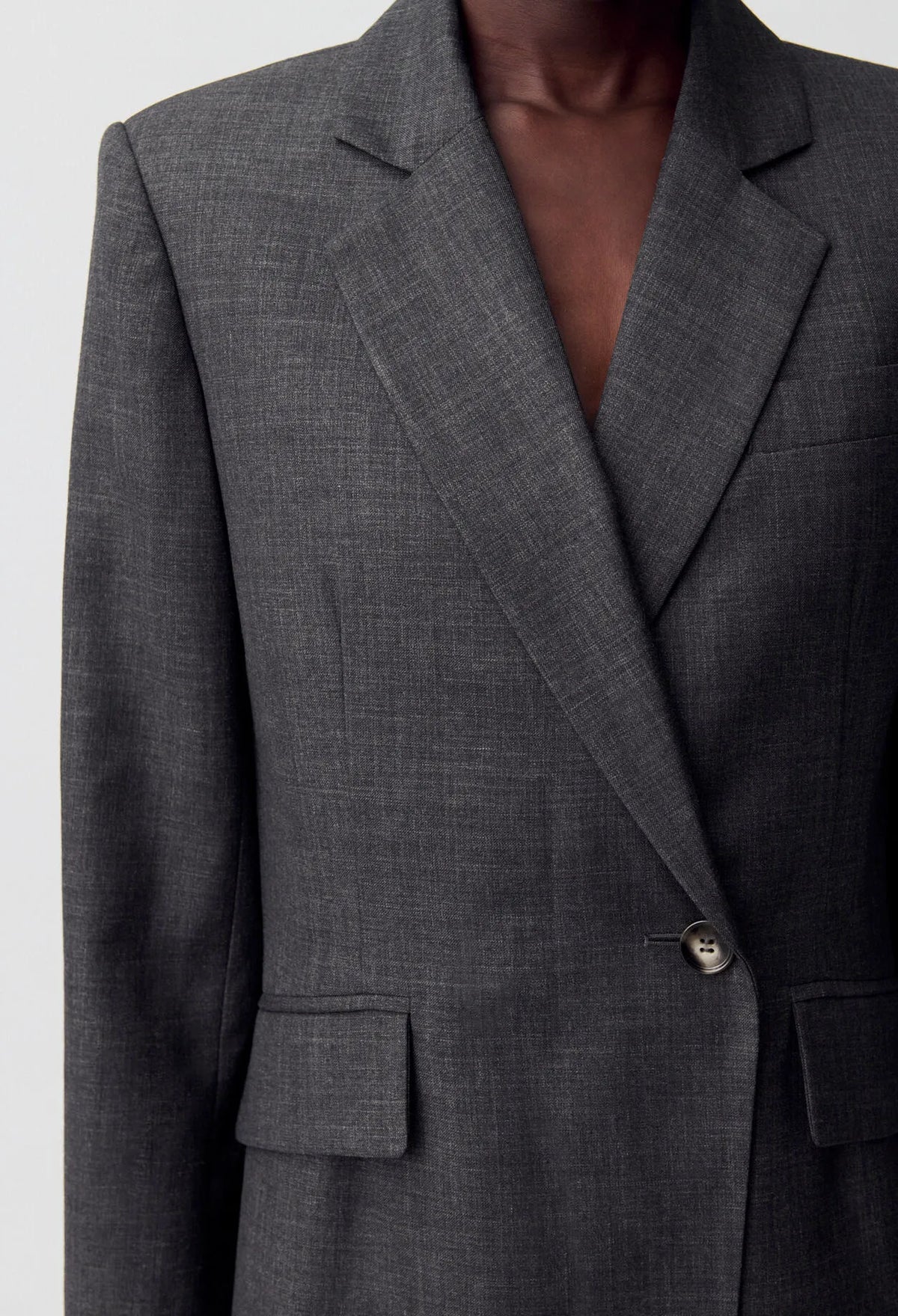 MOTTLED GREY