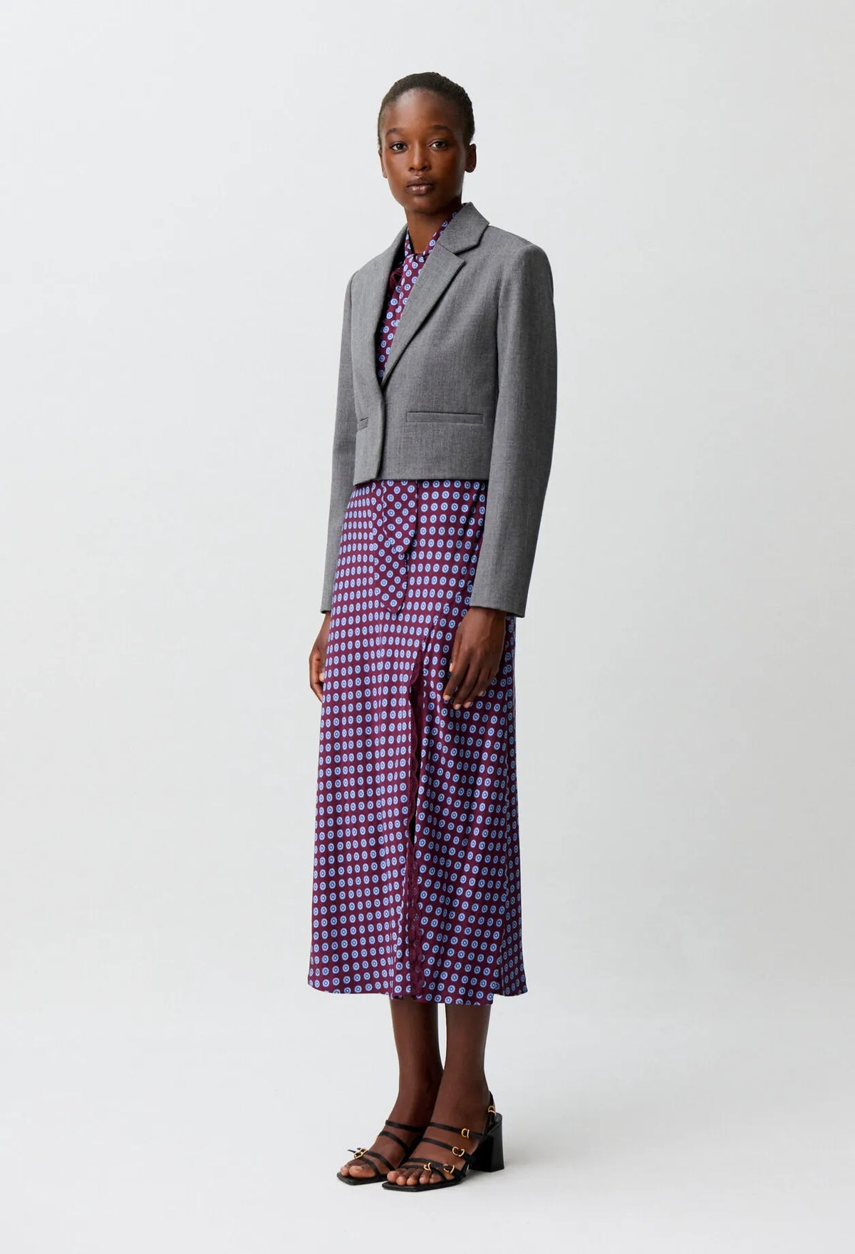 MOTTLED GREY